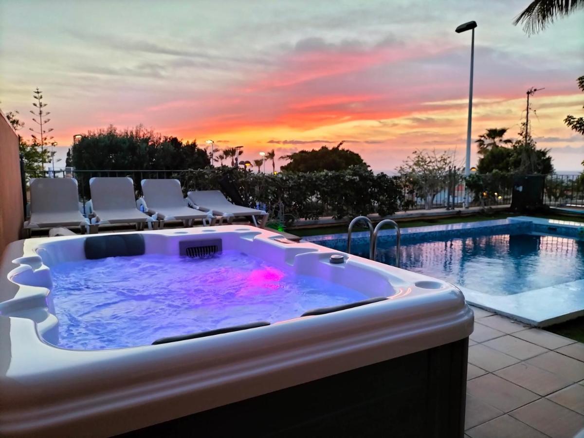 Maravillosa Villa De Lujo Con Piscina Privada Puerto de Santiago  Luaran gambar